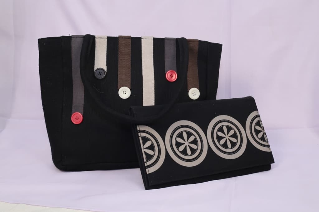 Jute geometric-print shopping tote — jute vs cotton tote bags, jute tote bags manufacturer Bangladesh, Farook Jute Mills